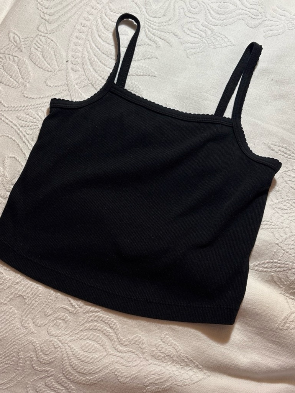 Basic black crop tank
